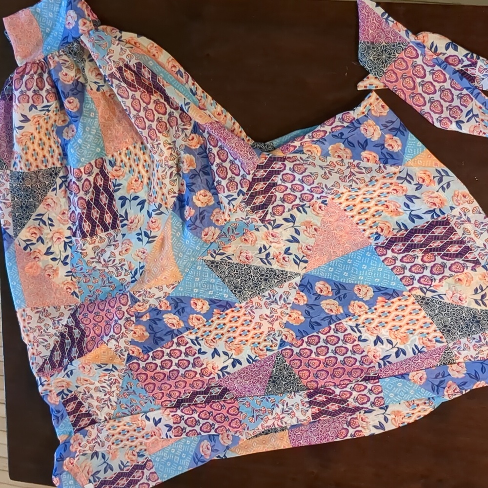 Sheer Patchwork Patterned Blouse Top - Picture 5 of 7